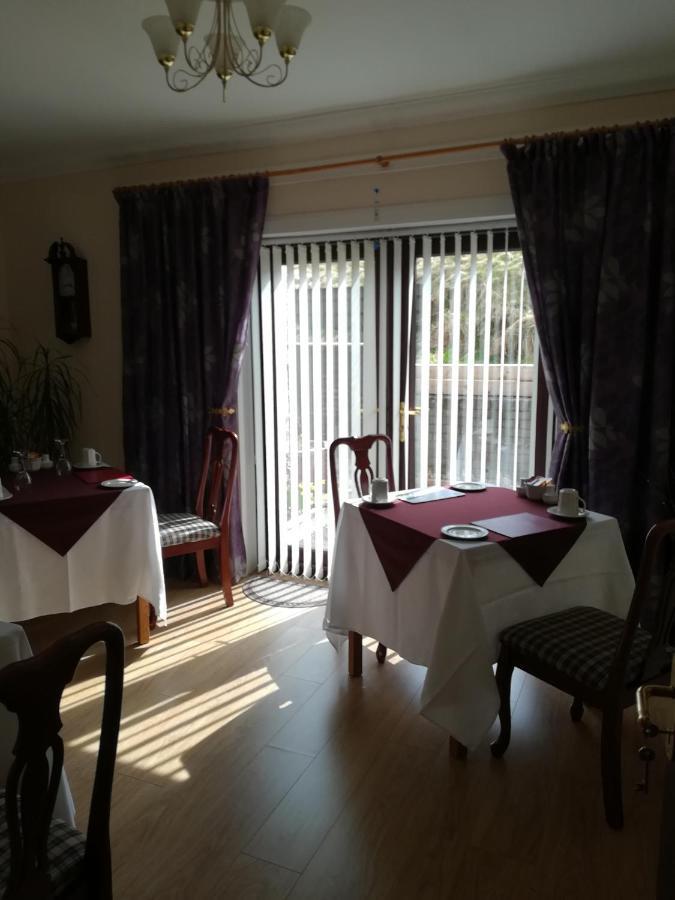 Melrose Bed & Breakfast Форт Уилям Екстериор снимка